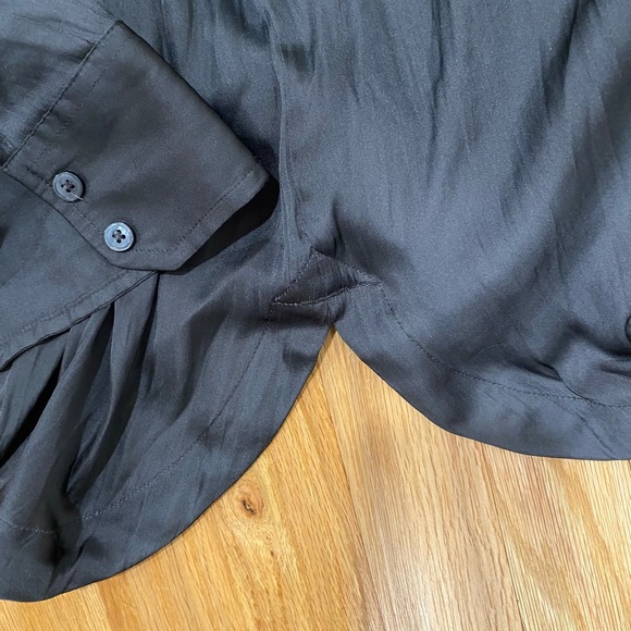 Banana Republic NWOT Beautiful Shirt! - Picture 2 of 6